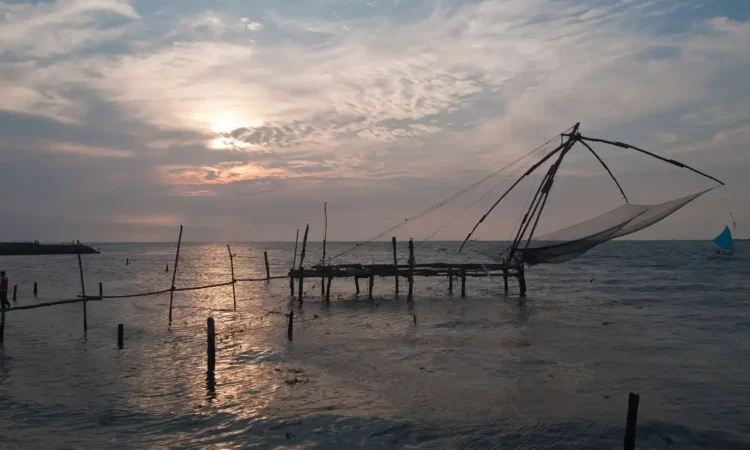 Fort Kochi tourist places – ചീനവലകളും സൂര്യാസ്തമയവും